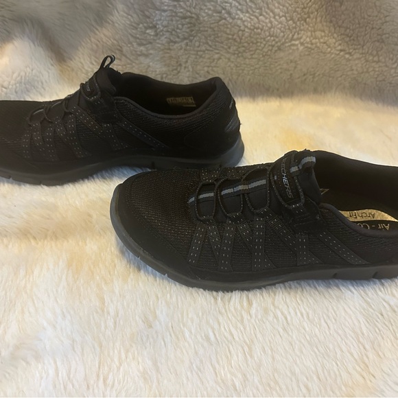 Sketchers Women’s Gratis Strolling Sneaker Shoes Size 9 M 2 Pairs - Picture 8 of 16